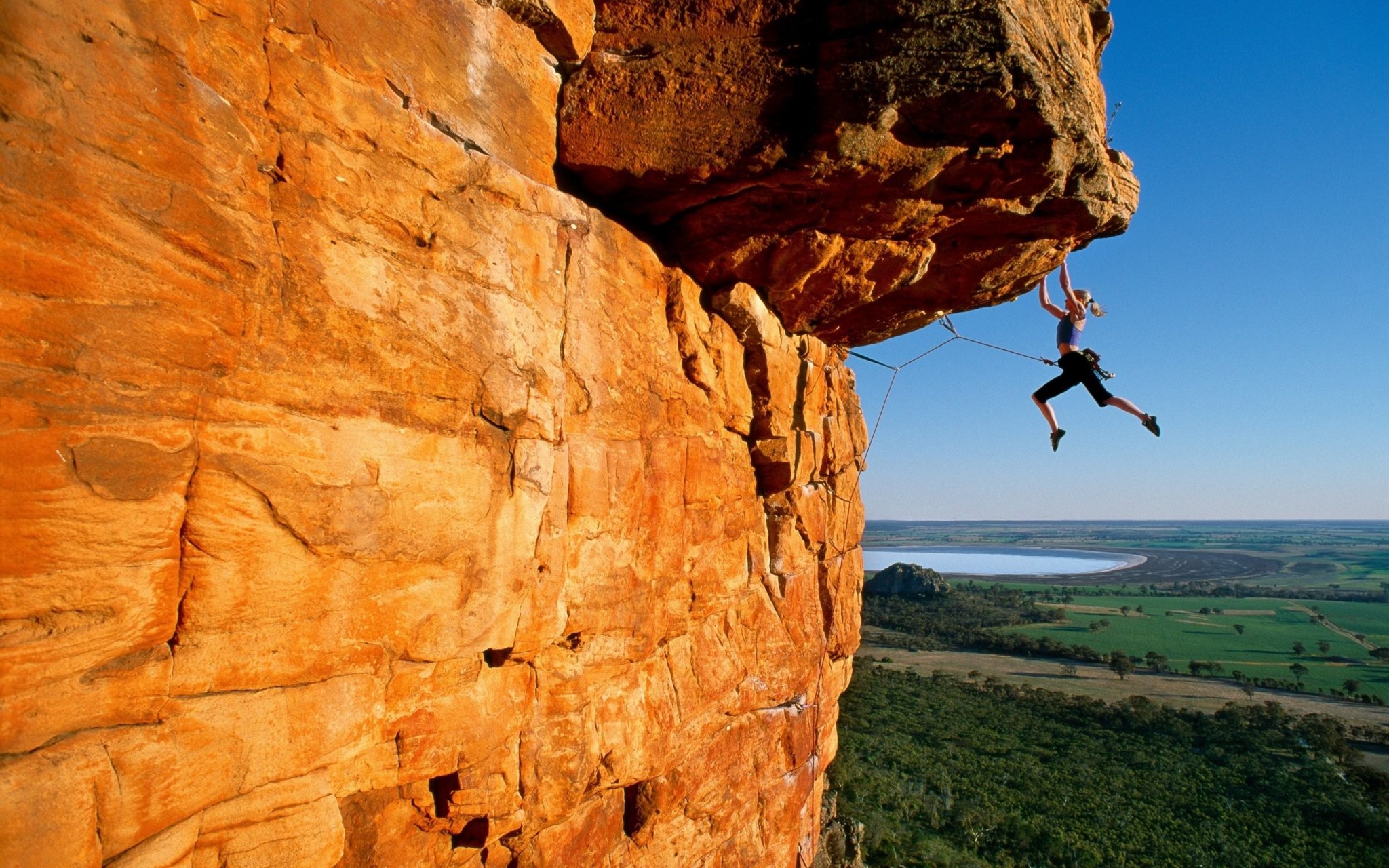 804742-free-climbing-wallpapers-2560x1600-picture.jpg