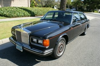 1986 Rolls Royce resized.jpg