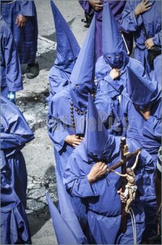 Catholic-Procession-3106987.jpg