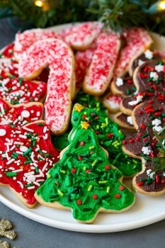 christmas-sugar-cookies-12.jpg