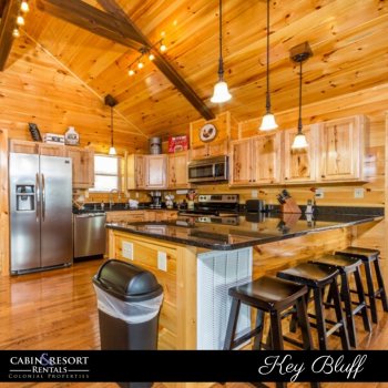 Key_Bluff_Cabin_Kitchen.jpg