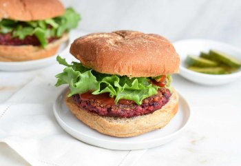 homemade-impossible-burger-4801190-07-90a9b58380f541e6a8d49c7d5b99a1e2.jpg