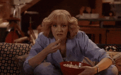 eating-popcorn-gif-6.gif