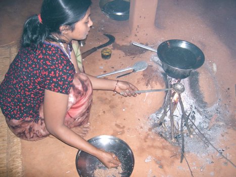 cooking-in-nepal-village_648994891_o.jpg