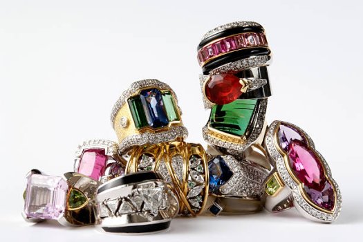 Dream About Gemstone Rings: The 3 of 5 Dreams