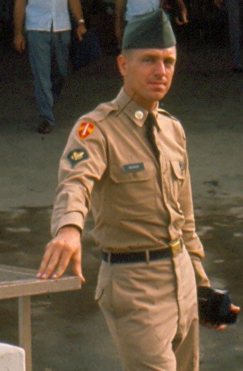 In Honolulu  airport  Aug 1965 going home.jpg