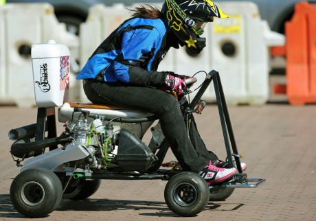 toilet_on_wheels_1336633605_460x460.jpg