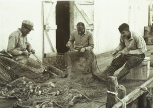 coresoundmen-mending-nets-300x212.jpg