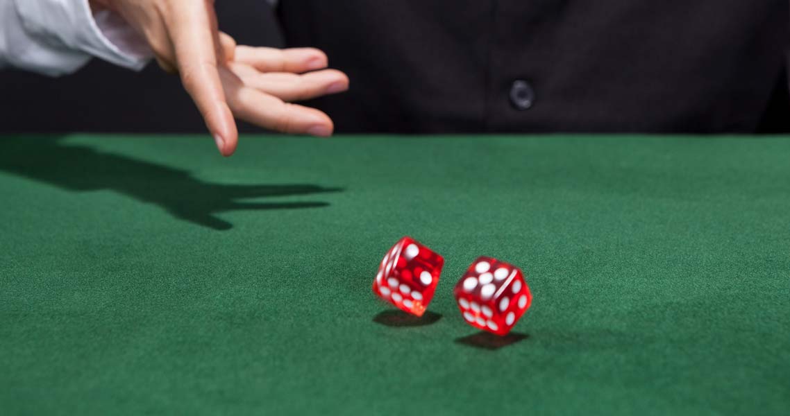 the-etiquette-that-comes-with-shooting-craps.jpg