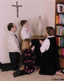 mary-statue-worship.jpg