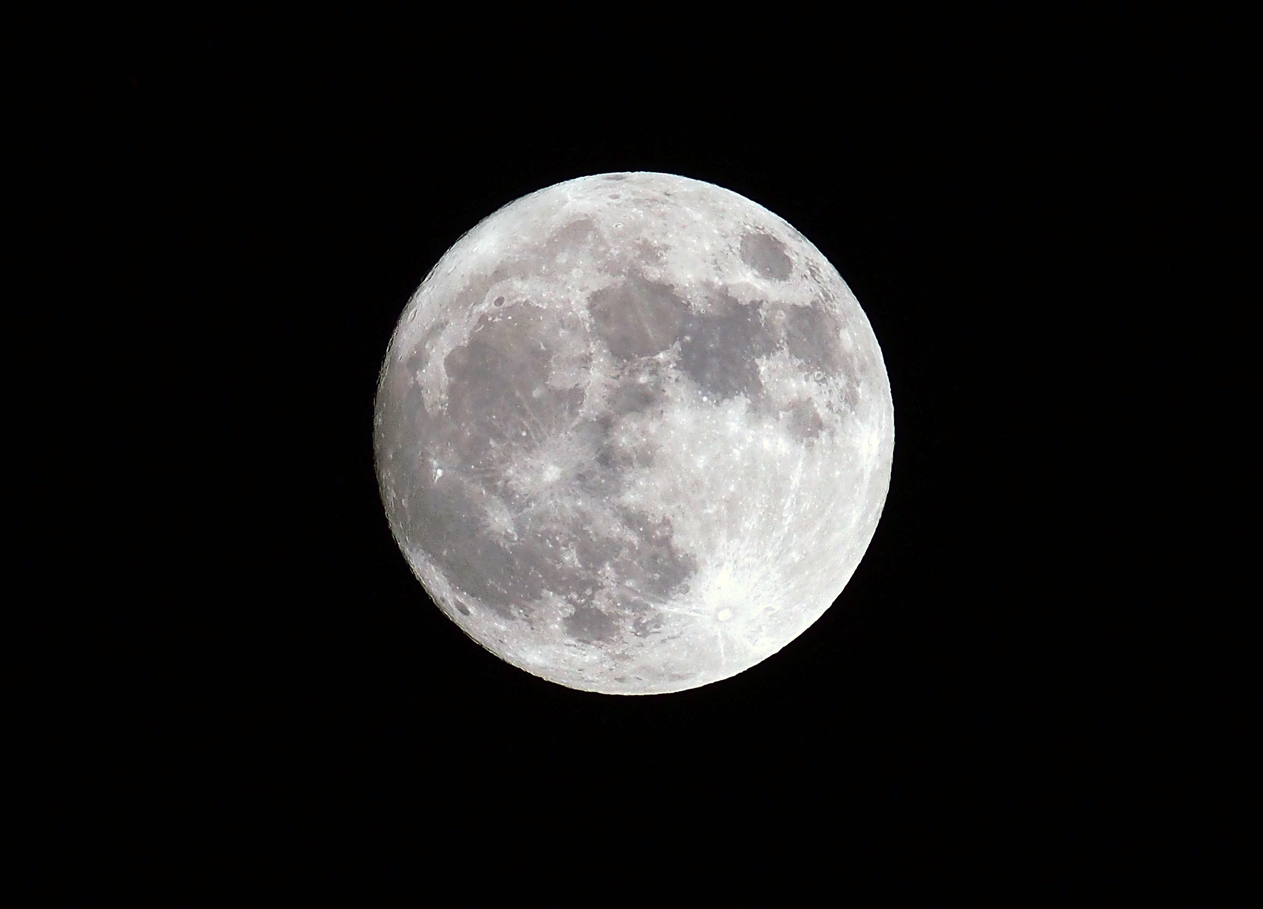 www.space.com