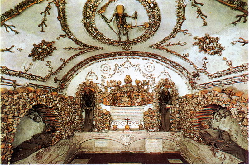 crypt3.jpg