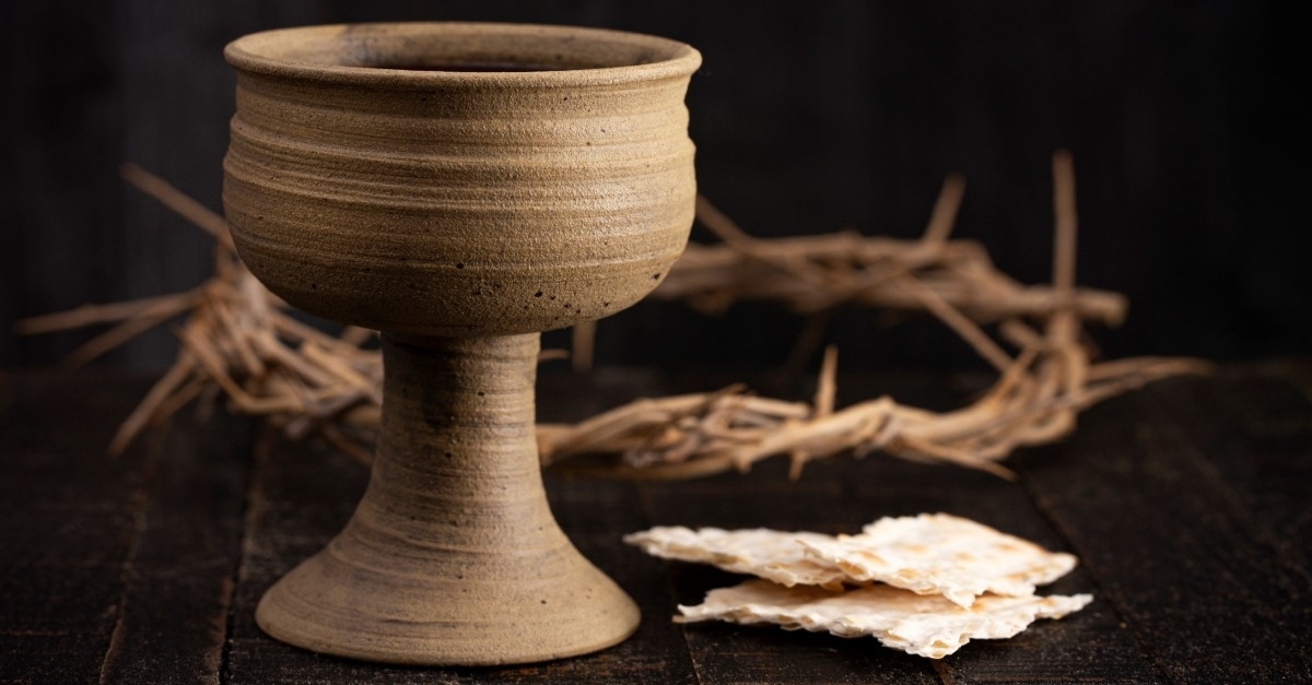 www.biblestudytools.com