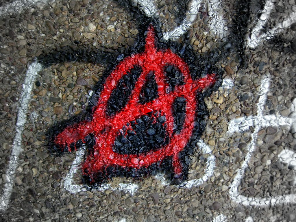 245879576_0bc9b43aa7_b.jpg