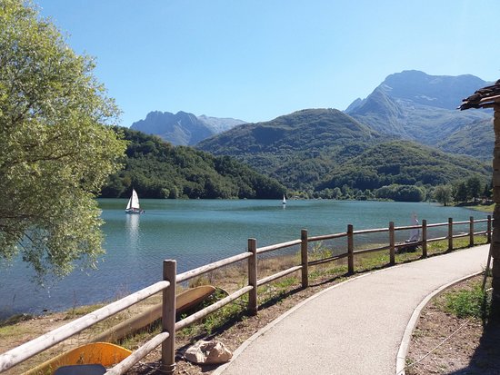 lago-di-gramolazzo.jpg