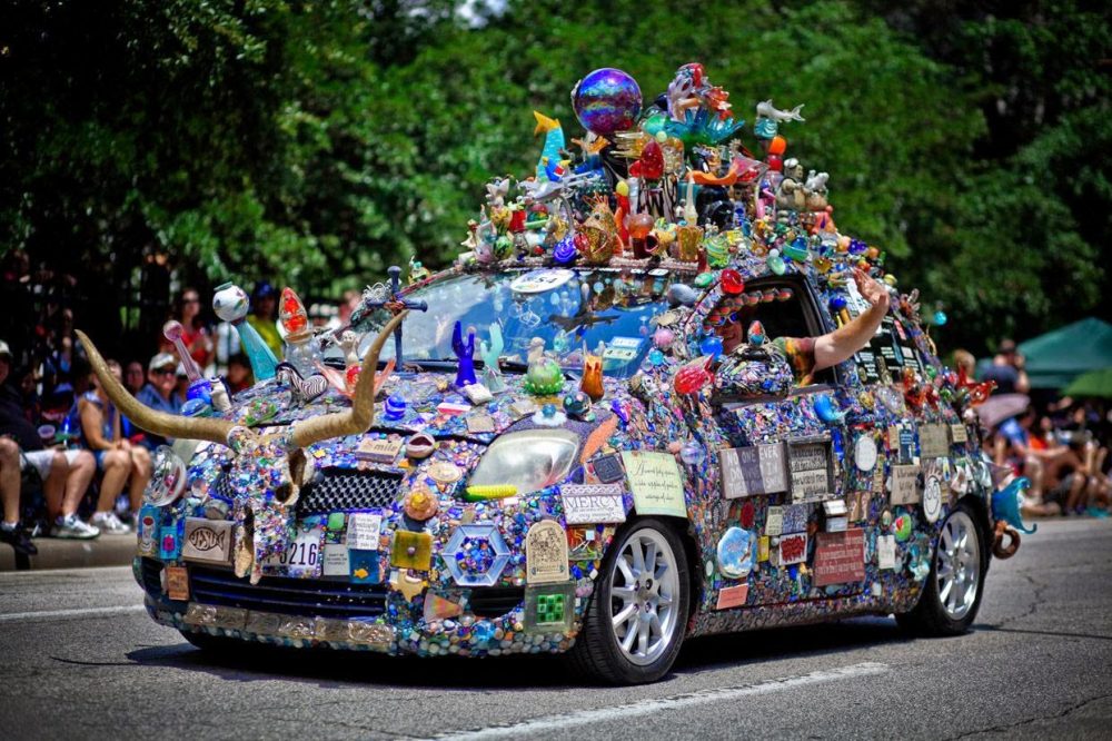 art-car-1000x666.jpg