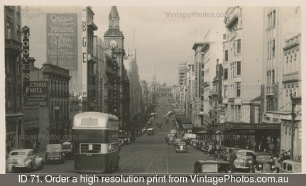 1946-Bourke-looking-east.jpg