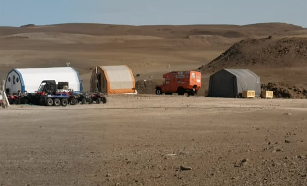 A-NASA-base-on-Devon-Island-665663.jpg