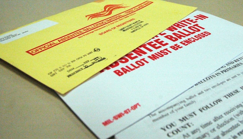 Absentee-ballot_840x480.jpg