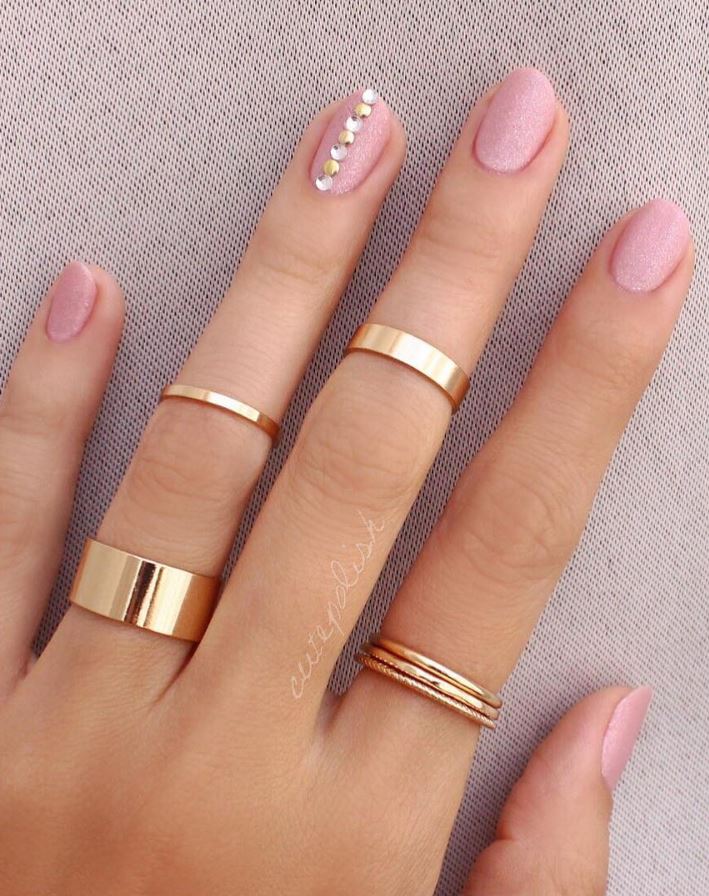 20-Pink-and-Pretty-Nail-Design-Ideas-6.jpg