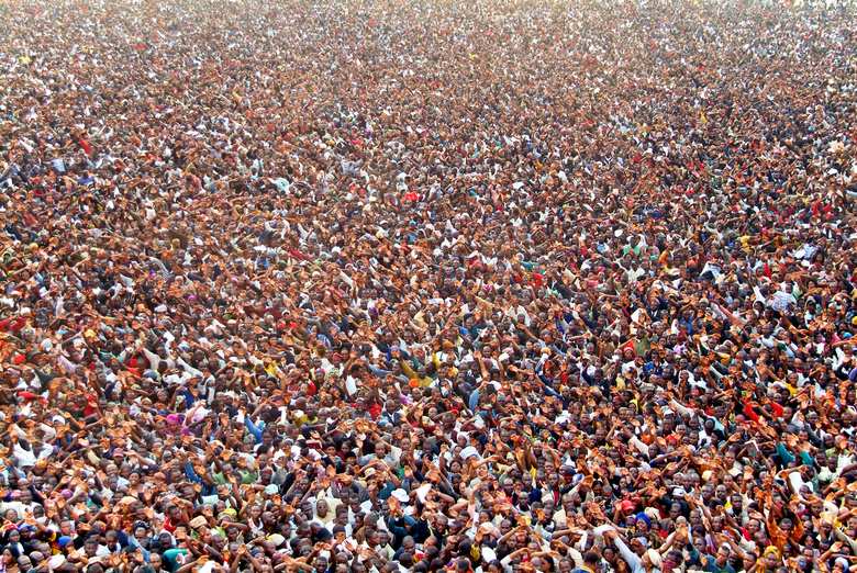 crowd.jpg