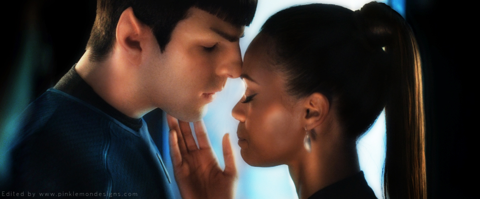 Spock-and-Uhura-spock-and-uhura-24533849-955-396.jpg