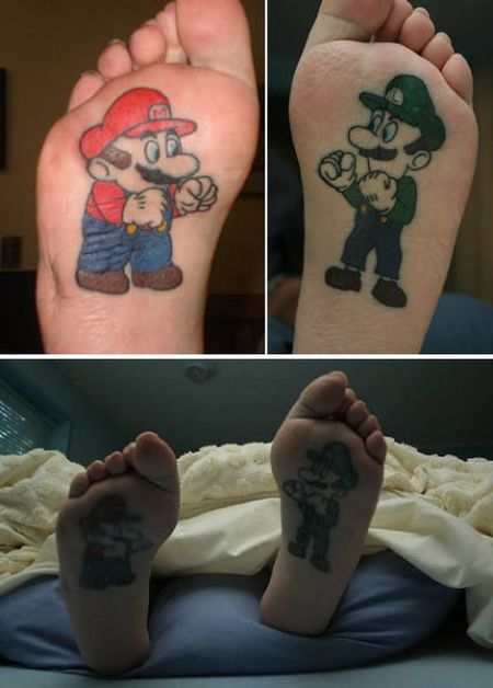 funny-mario-and-luigi-tattoo-under-feet.jpg