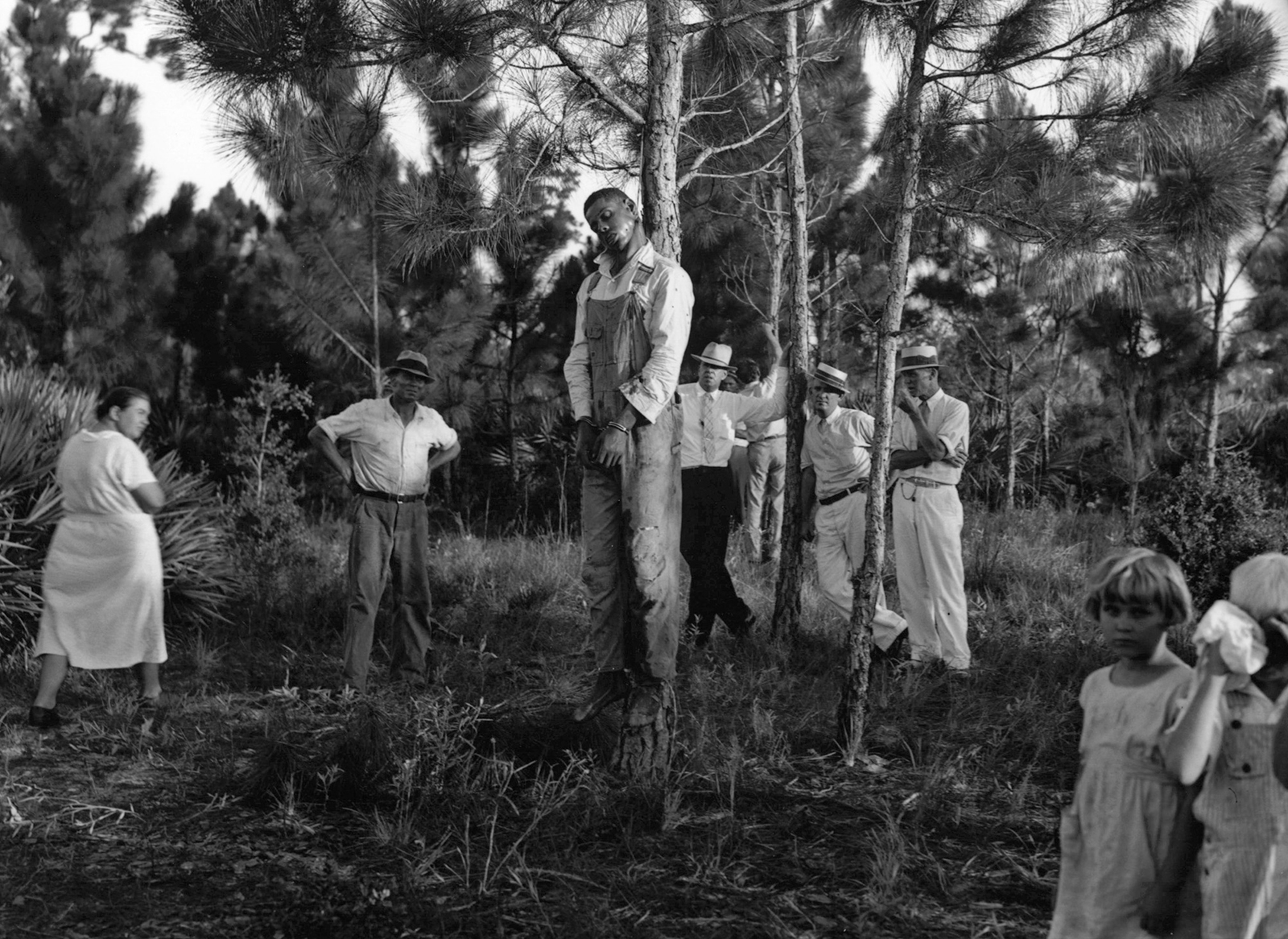 Rubin-Stacy-body-tree-Florida-Fort-Lauderdale-July-19-1935.jpg