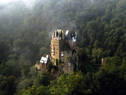 haunted-castles-burg-eltz-germany-GettyImages-298483-004.jpg
